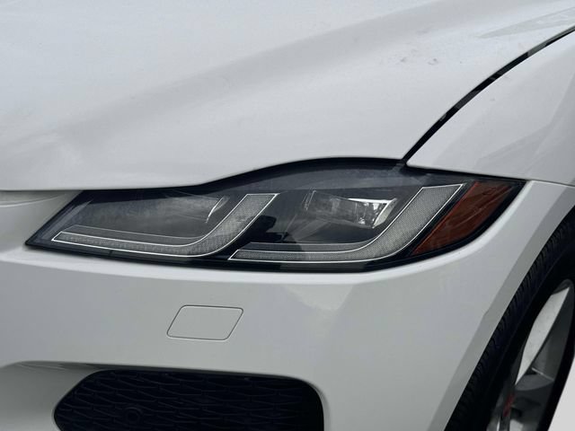Used 2023 Jaguar F-PACE S AWD/4WD image 11