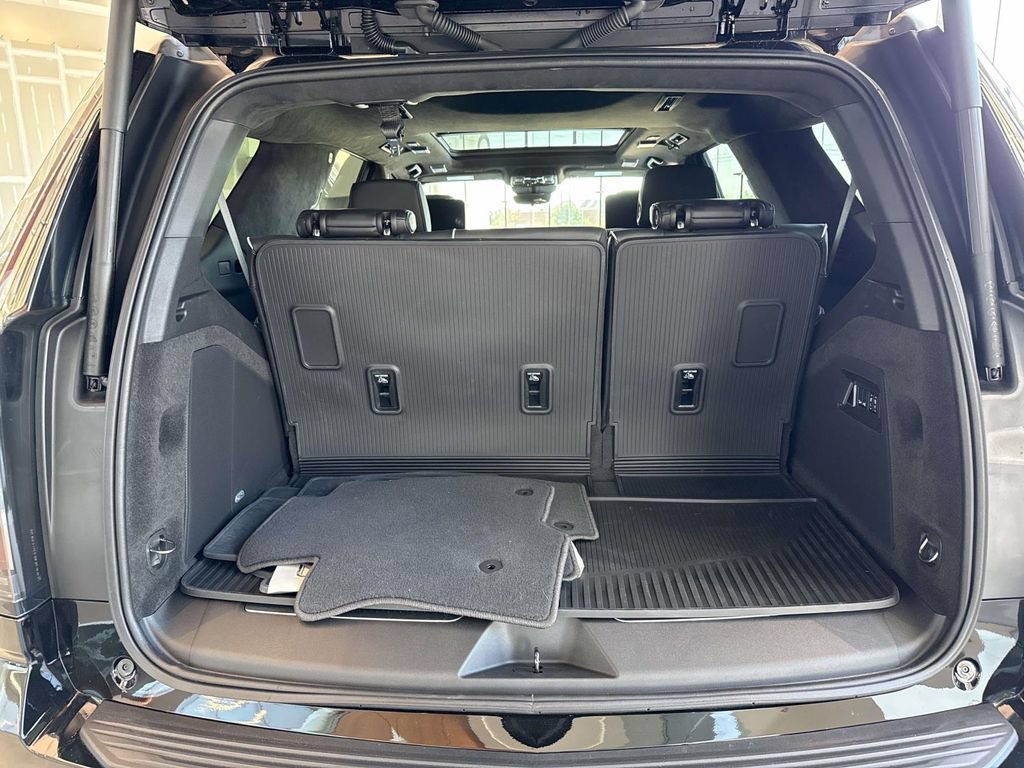 Certified 2026 Cadillac Escalade V AWD/4WD image 19