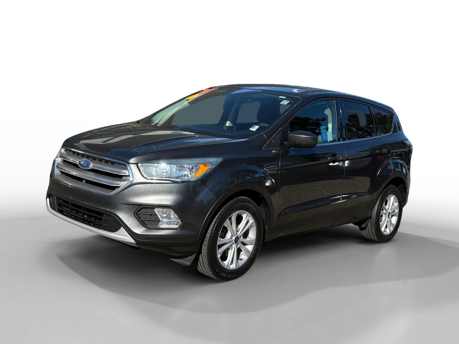 Used 2017 Ford Escape SE FWD image 1