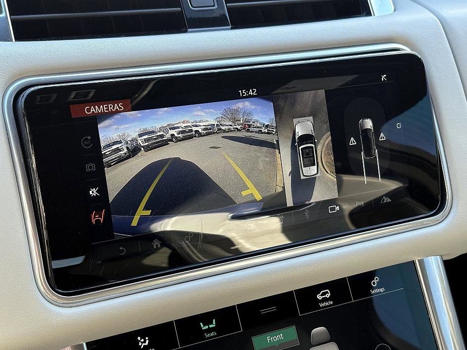 Used 2020 Land Rover Range Rover Sport SVR image 25