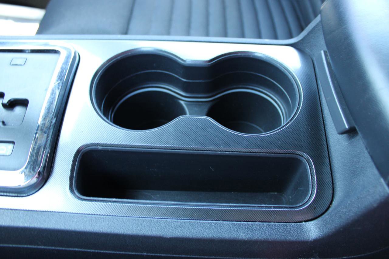 Used 2014 Dodge Challenger SXT RWD image 45