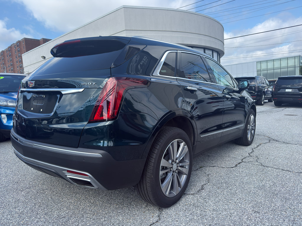 Used 2025 Cadillac XT5 Premium Luxury AWD/4WD image 6