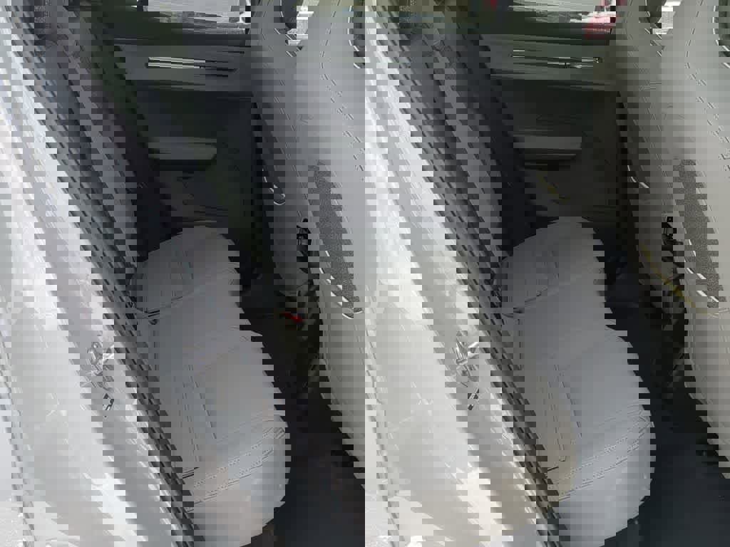 New 2026 Volvo EX30 Plus w/ Protection Package Premier image 19