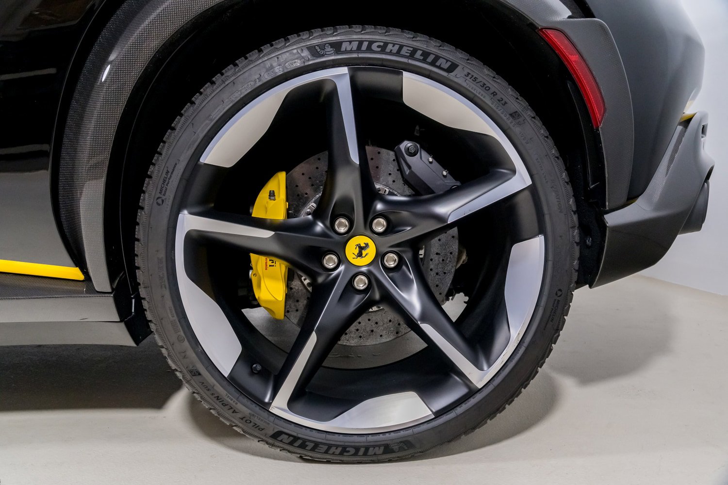 Used 2024 Ferrari Purosangue AWD/4WD image 13