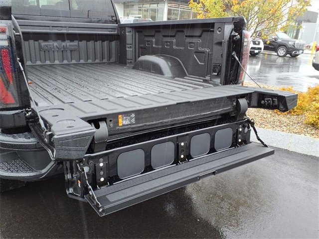 New 2026 GMC Sierra 2500 AT4 w/ Technology Package image 9