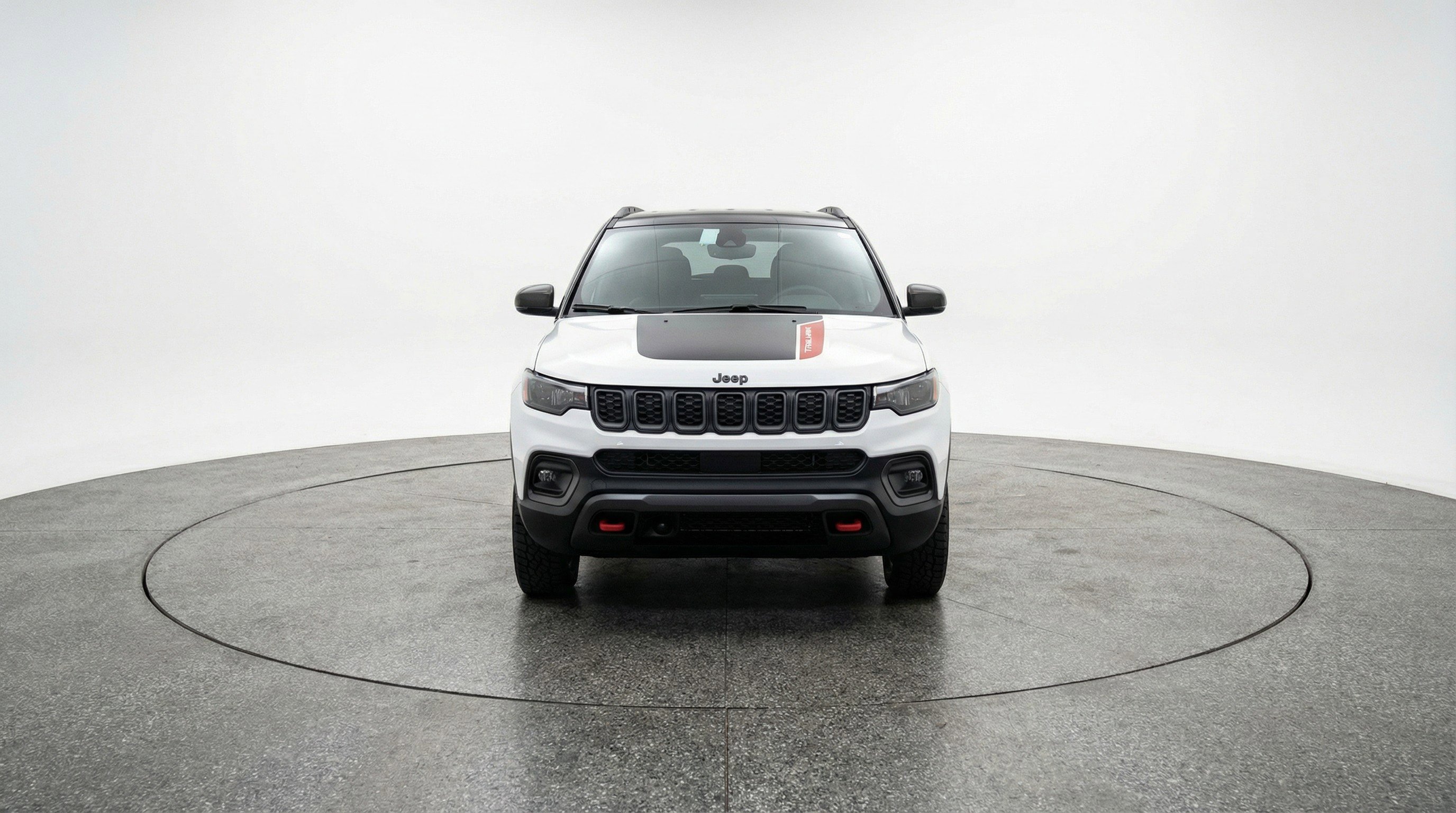Used 2025 Jeep Compass Trailhawk AWD/4WD image 2