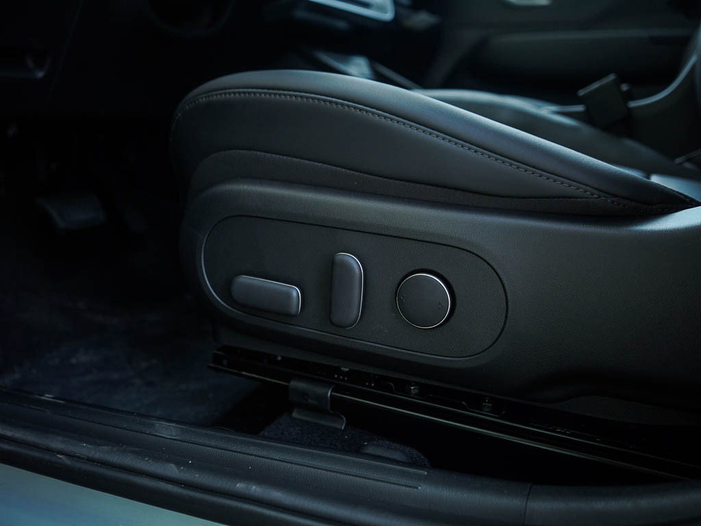 New 2026 Hyundai Kona SEL Premium AWD/4WD image 19