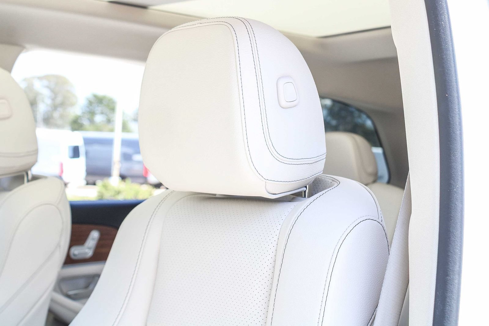 Certified 2024 Mercedes-Benz GLS 450 4MATIC image 24