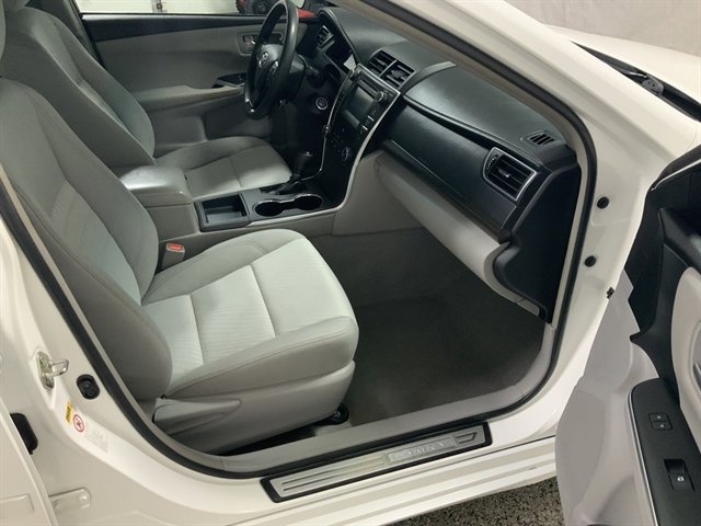Used 2016 Toyota Camry LE w/ Protection Package (Q2) FWD image 19