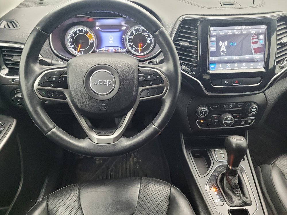 Used 2019 Jeep Cherokee Limited image 22