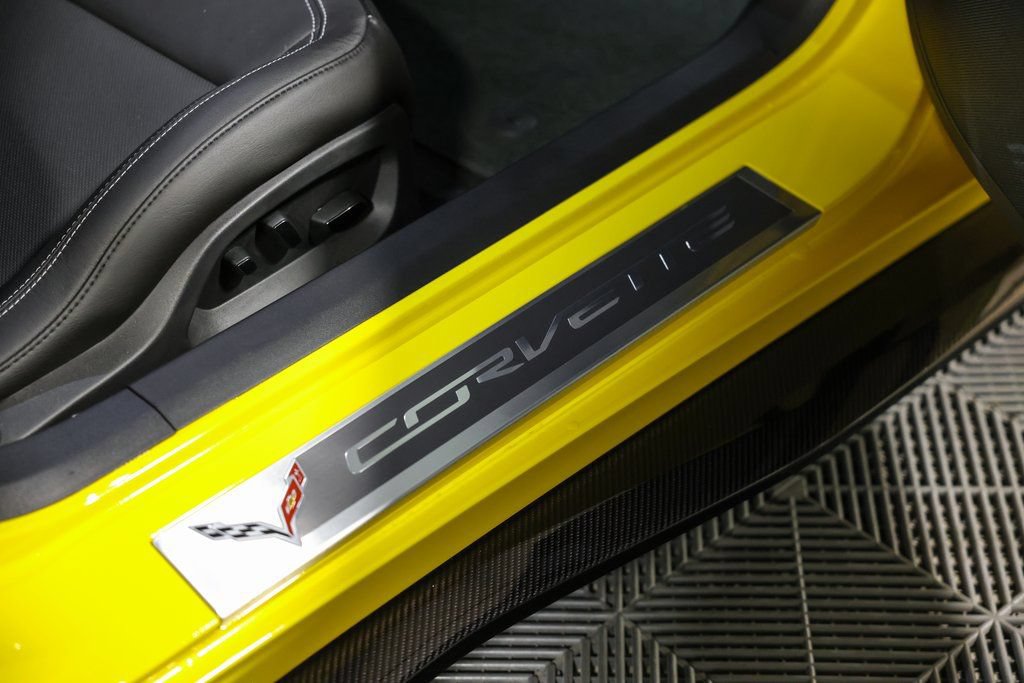 Used 2017 Chevrolet Corvette Z06 RWD image 24