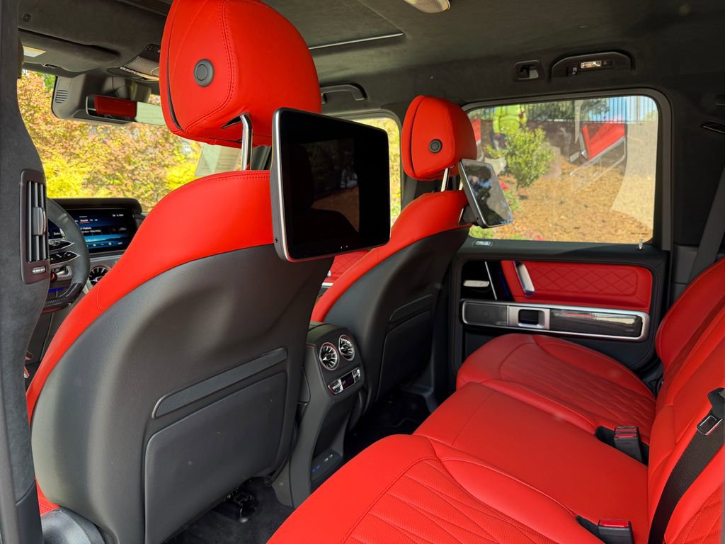 Used 2025 Mercedes-Benz G 63 AMG 4MATIC image 46