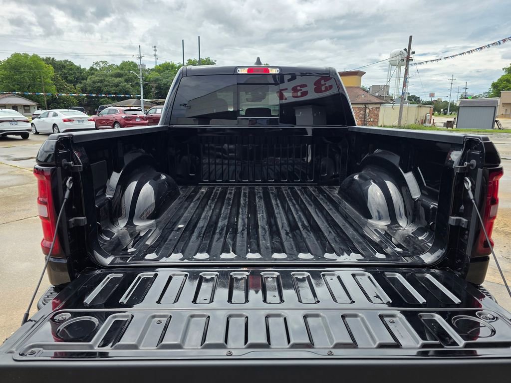 Used 2025 RAM 1500 Big Horn RWD image 6