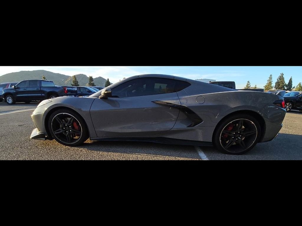 Used 2024 Chevrolet Corvette Stingray Preferred Cpe w/ Z51 Performance Package image 4