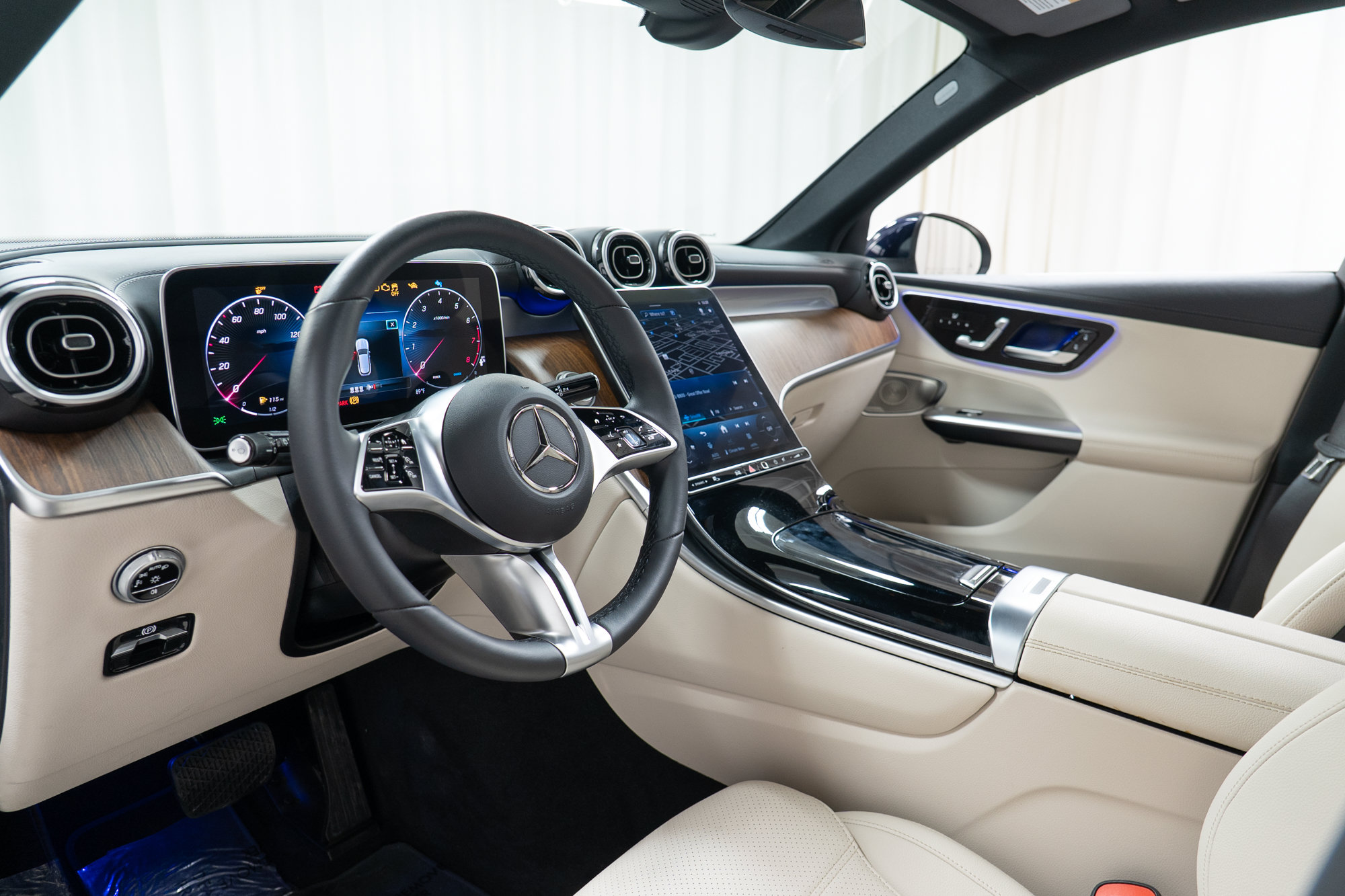 Certified 2024 Mercedes-Benz GLC 300 4MATIC image 12