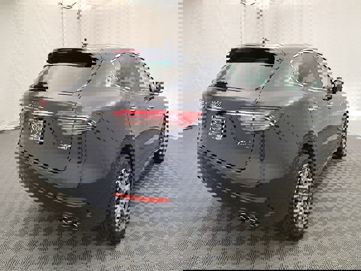 Used 2021 Maserati Levante S image 4