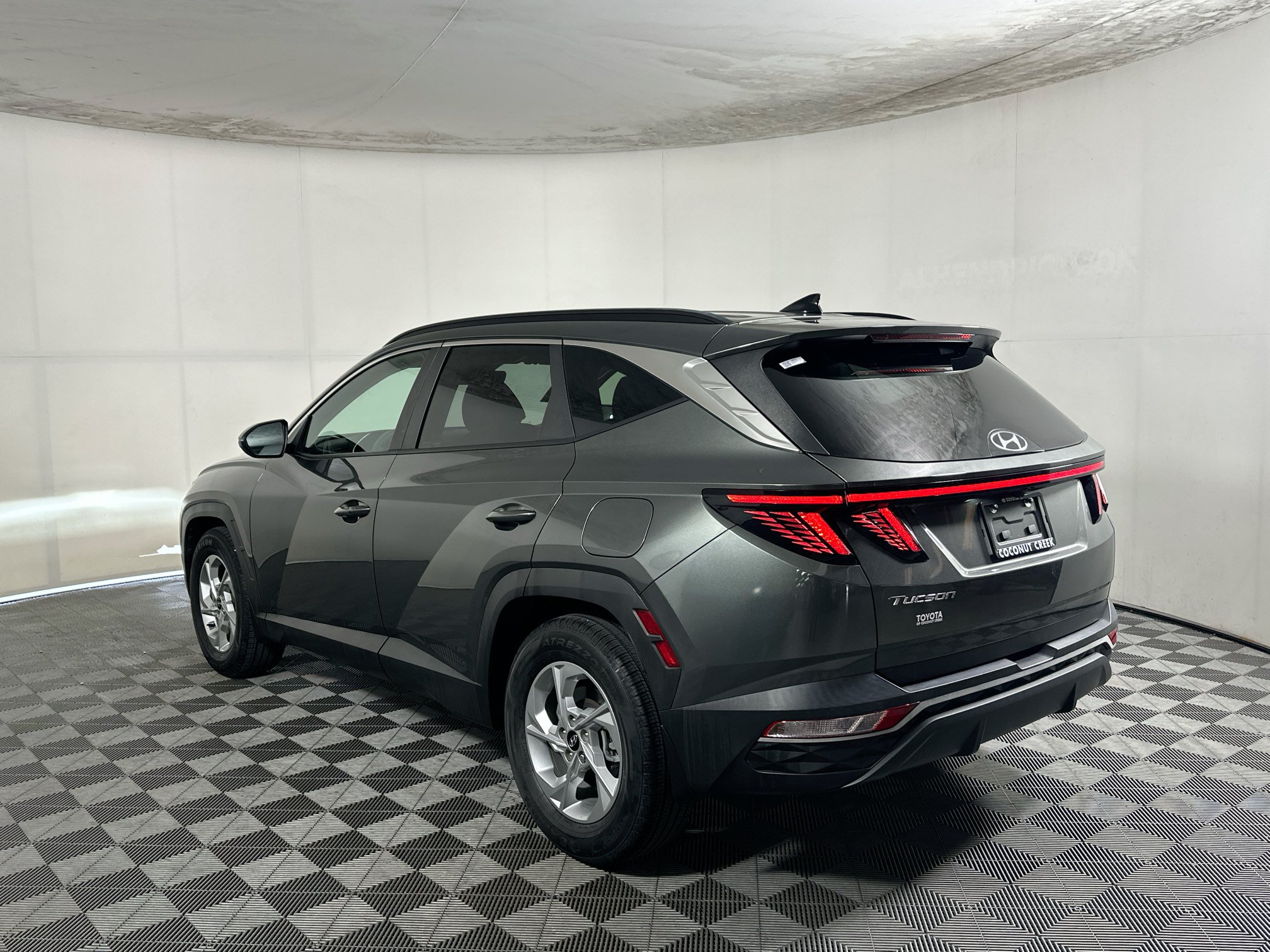 Used 2022 Hyundai Tucson SEL FWD image 5