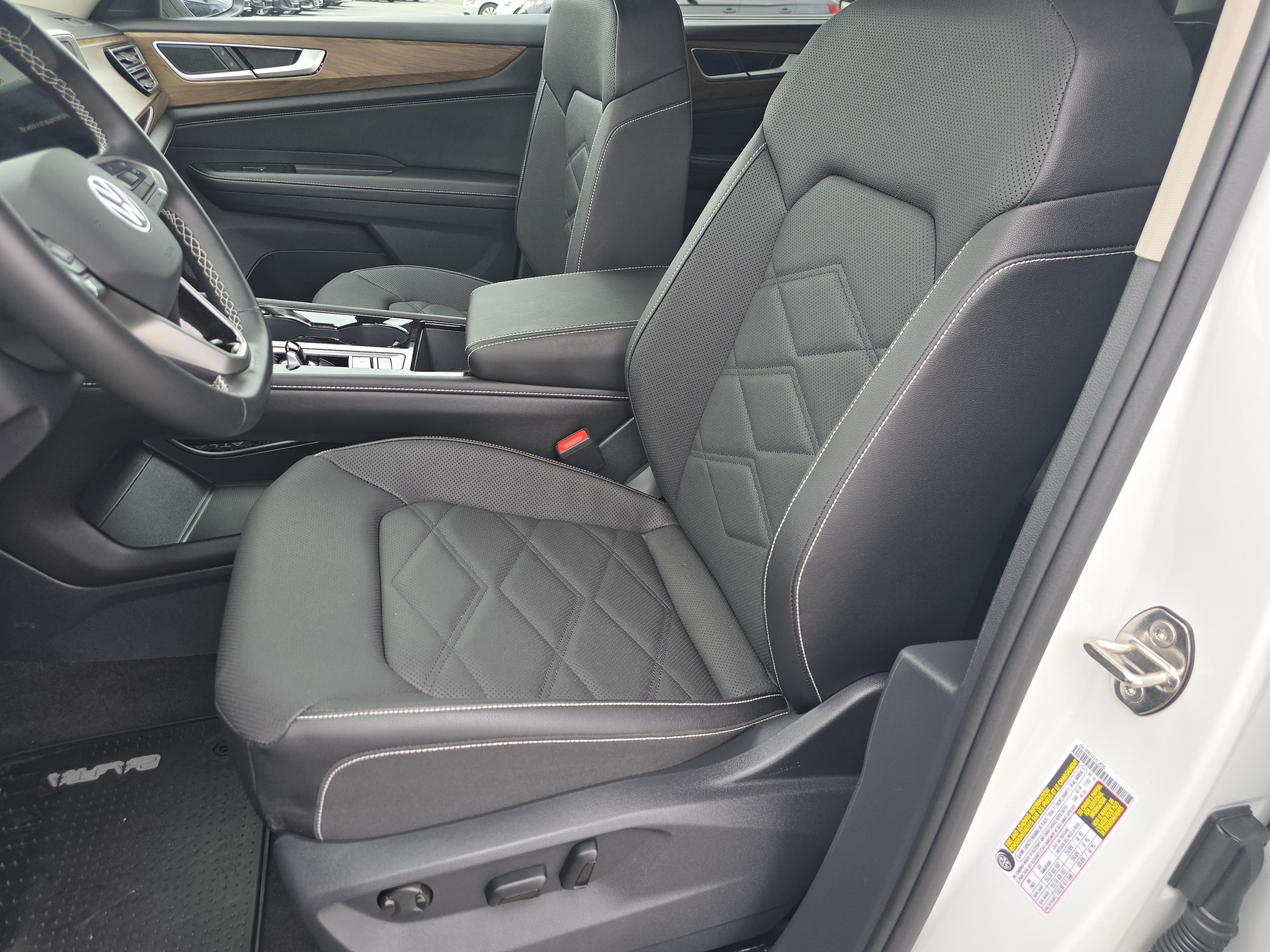 Certified 2026 Volkswagen Atlas SE AWD/4WD image 20
