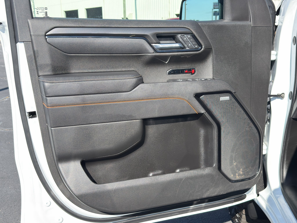Used 2025 GMC Sierra 1500 AT4 AWD/4WD image 33