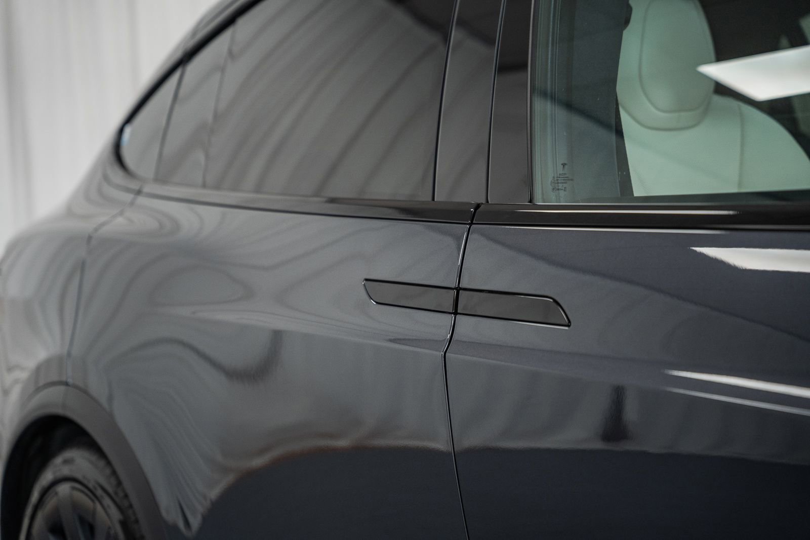 Used 2022 Tesla Model X image 19