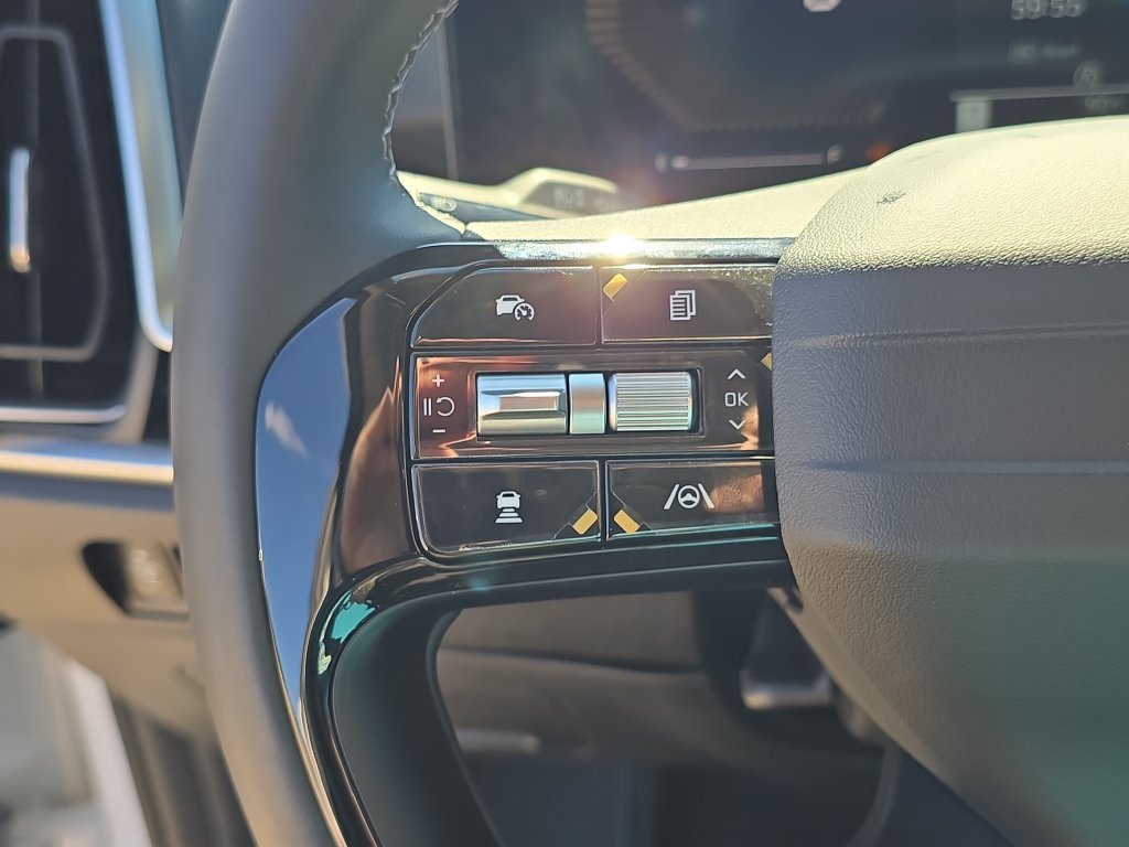 New 2026 Kia Sorento LX FWD image 31