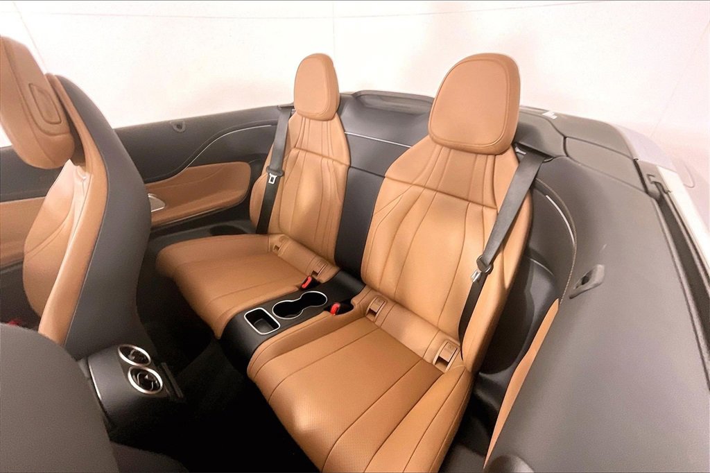 New 2026 Mercedes-Benz CLE 300 4MATIC Cabriolet image 10