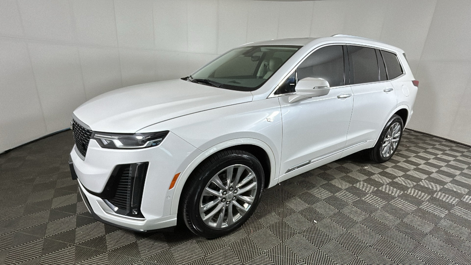 Used 2021 Cadillac XT6 Premium Luxury AWD/4WD image 8