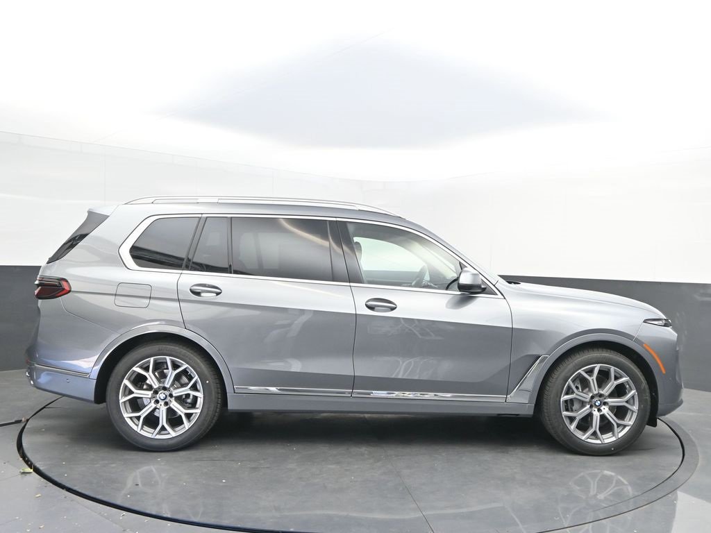 New 2026 BMW X7 xDrive40i image 8