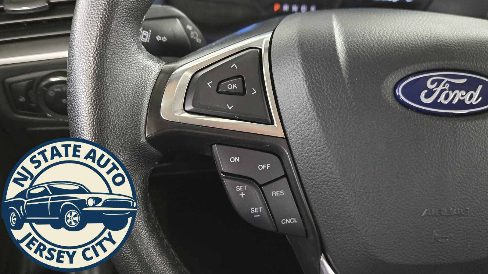 Used 2024 Ford Edge SEL image 11