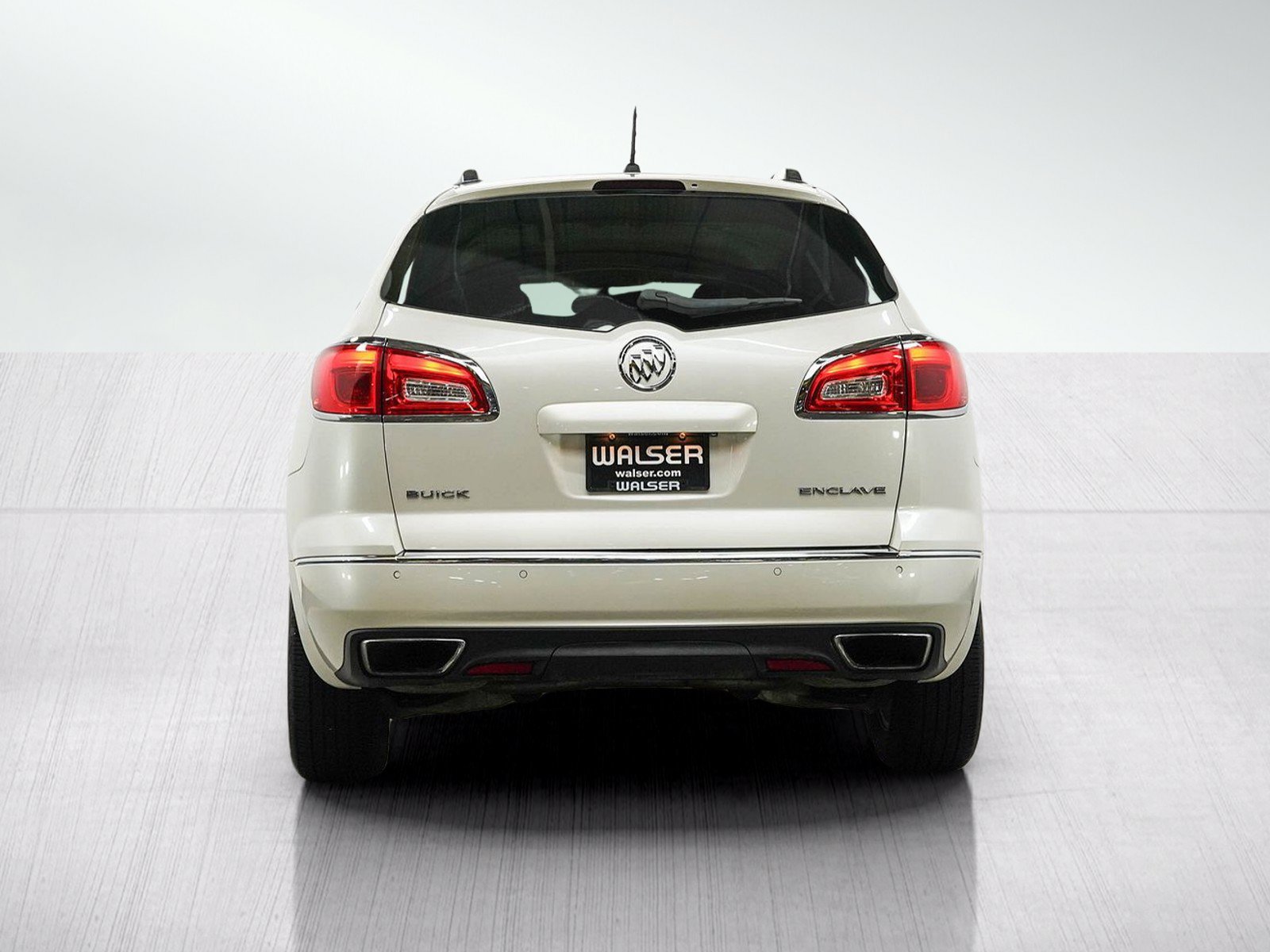 Used 2014 Buick Enclave Leather FWD image 4