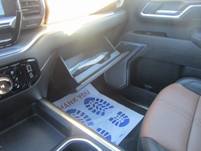 Certified 2025 Chevrolet Silverado 2500 High Country w/ Technology Package image 16