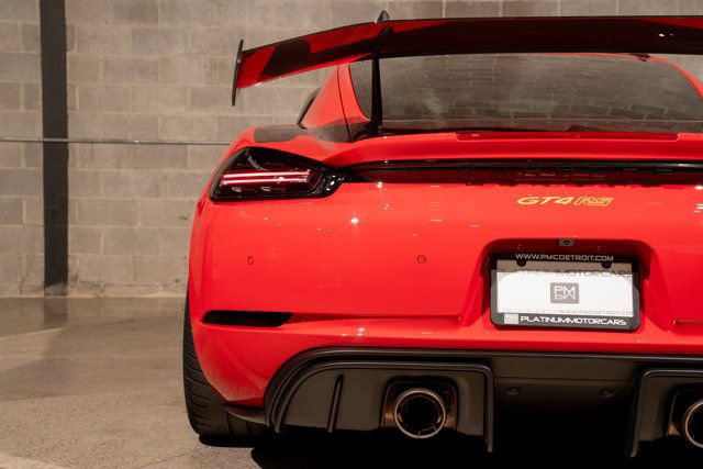 Used 2024 Porsche 718 Cayman GT4 RS RWD image 15