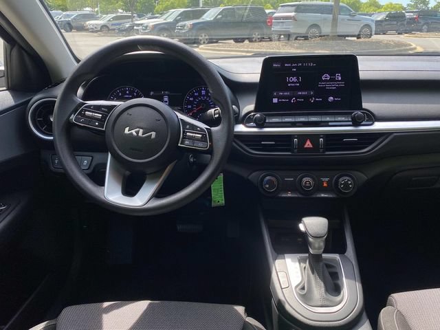 Used 2023 Kia Forte LXS w/ LXS Technology Package FWD image 8