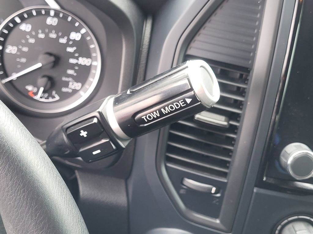 Used 2023 Nissan Titan S w/ S Utility Package image 18