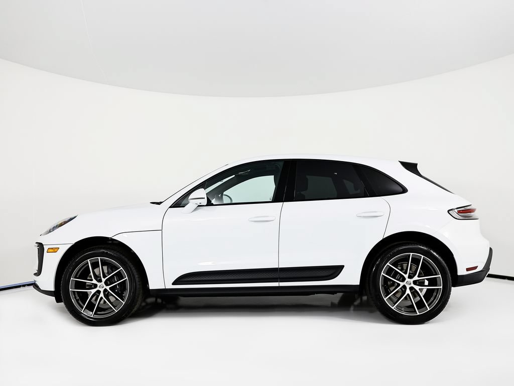 New 2026 Porsche Macan AWD/4WD image 2
