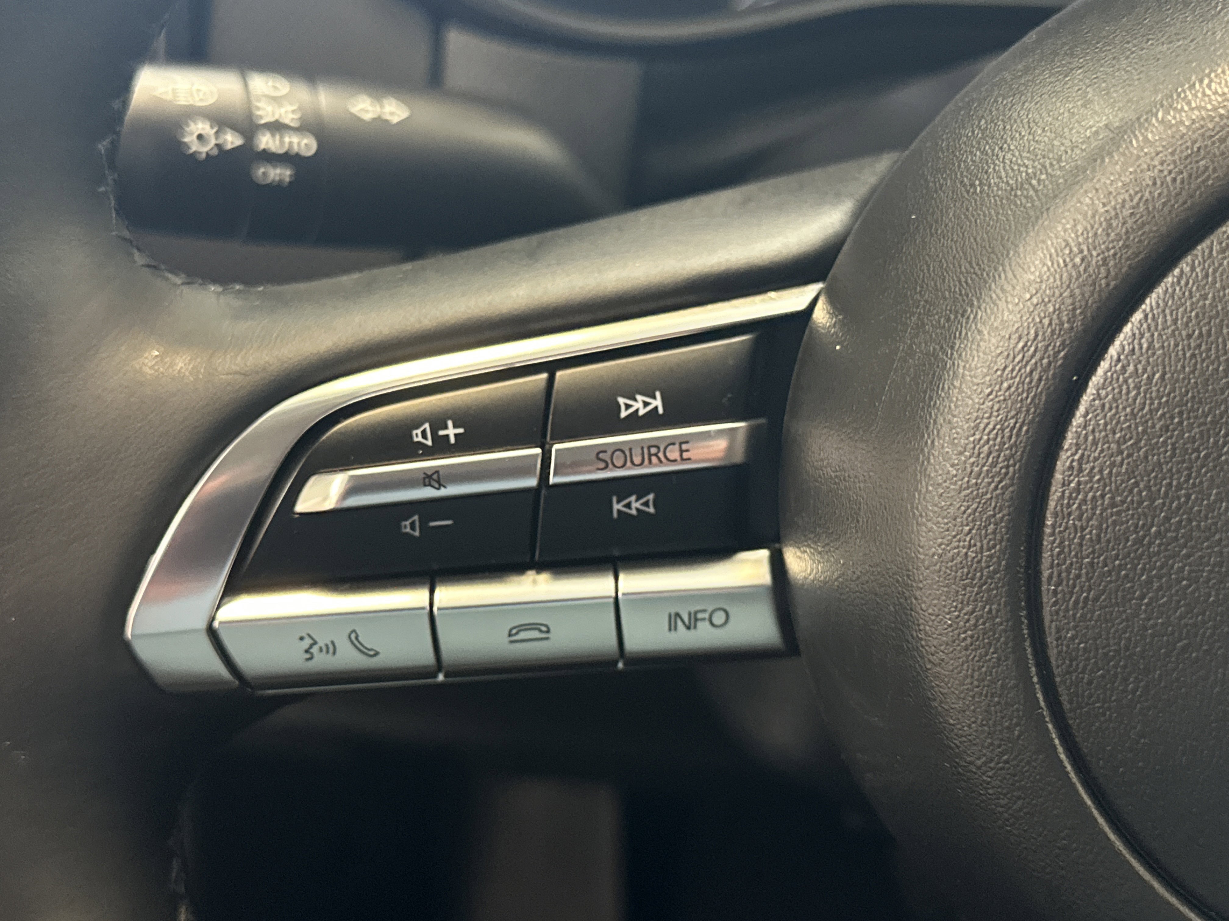 Used 2024 MAZDA CX-50 AWD 2.5 S w/ Preferred Package image 35