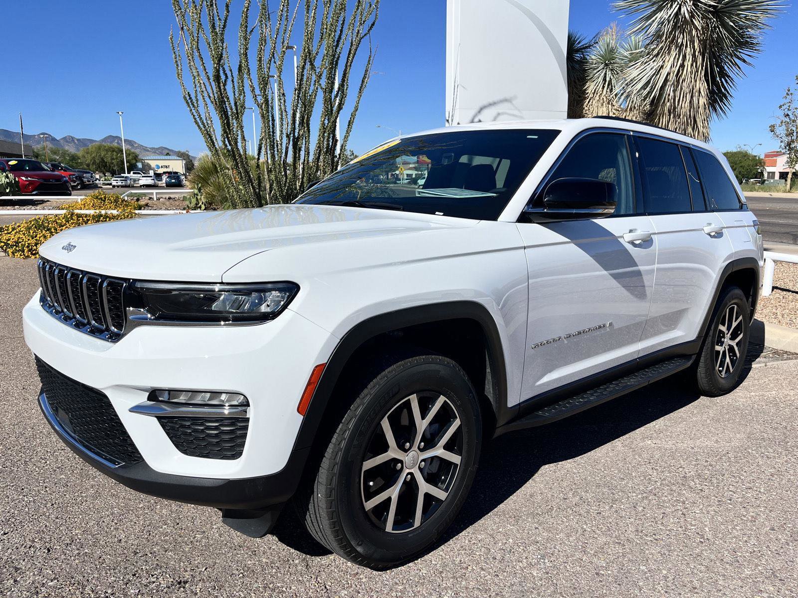 Used 2025 Jeep Grand Cherokee Limited w/ Trailer Tow Package
