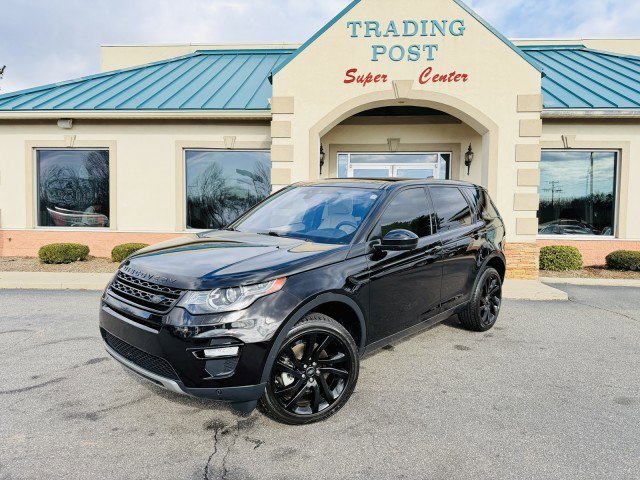 Used 2018 Land Rover Discovery Sport HSE Luxury image 2