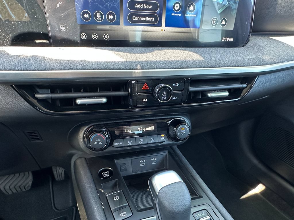 Used 2026 Nissan Kicks SV FWD image 27