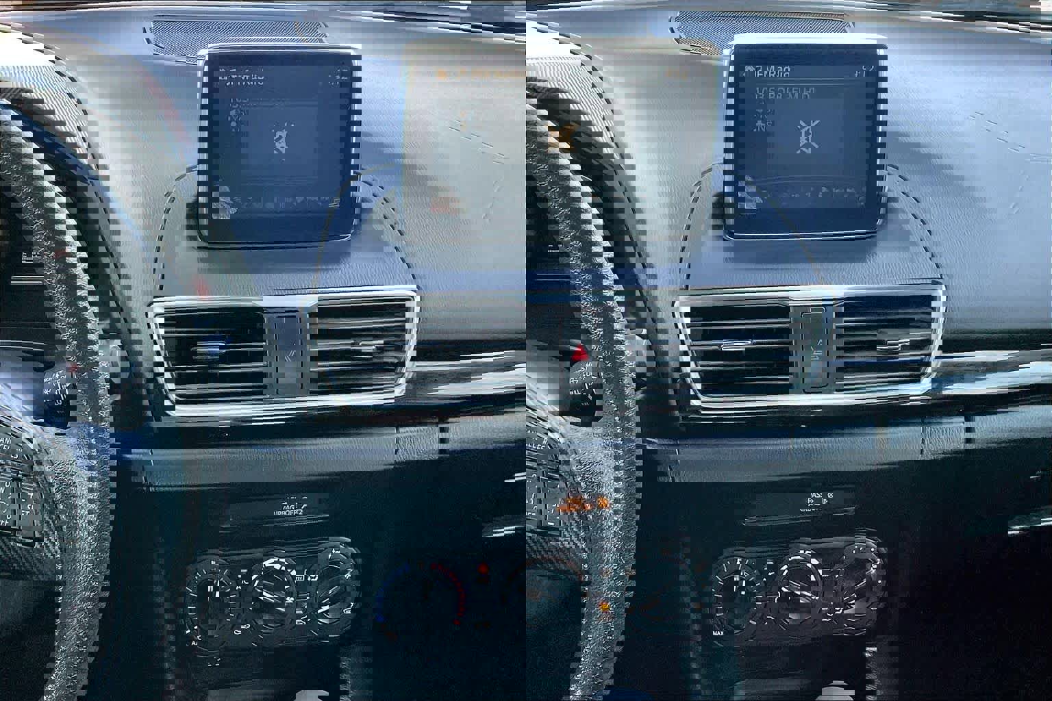 Used 2015 MAZDA MAZDA3 i Sport image 5