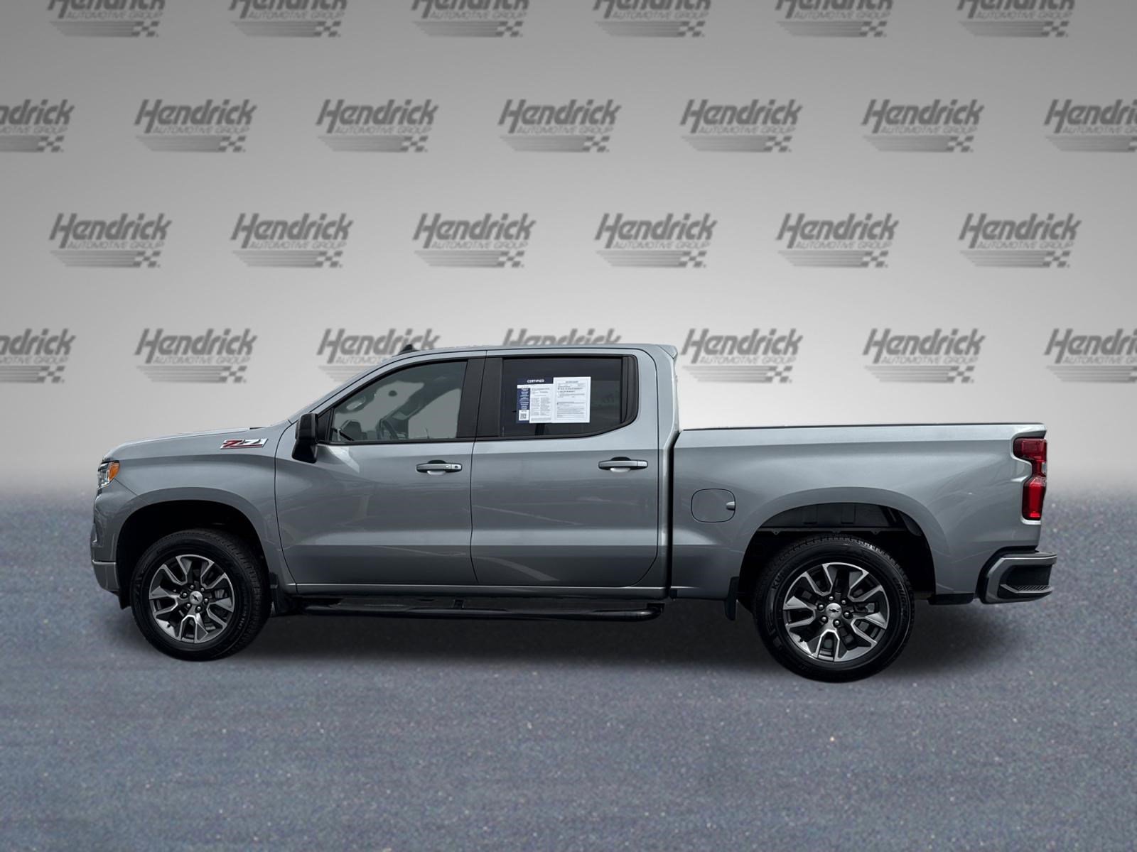 Used 2023 Chevrolet Silverado 1500 RST w/ Z71 Off-Road Package AWD/4WD image 6