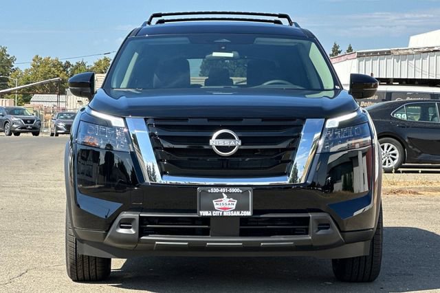 New 2025 Nissan Pathfinder SV image 9