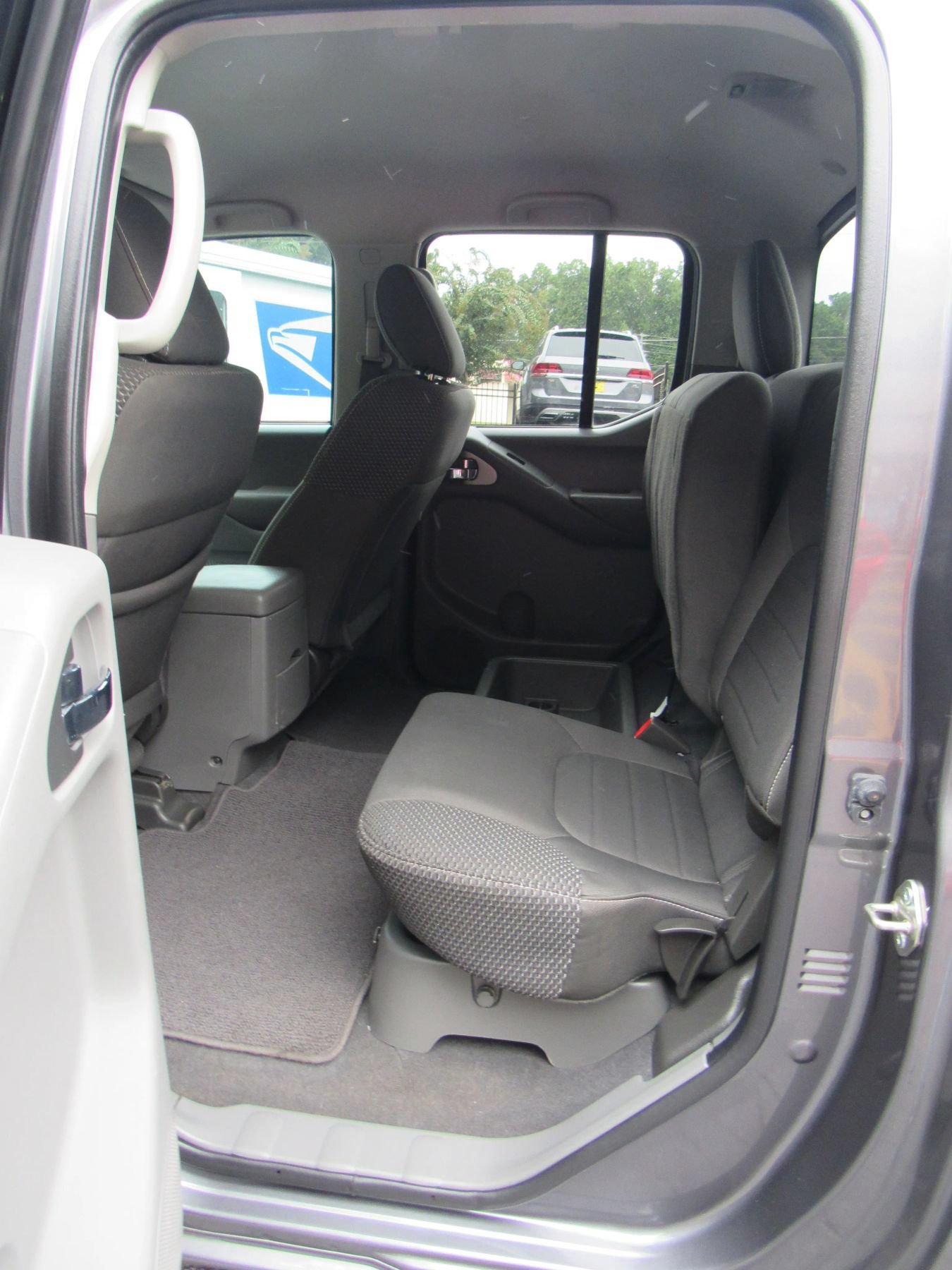 Used 2019 Nissan Frontier Desert Runner RWD image 14