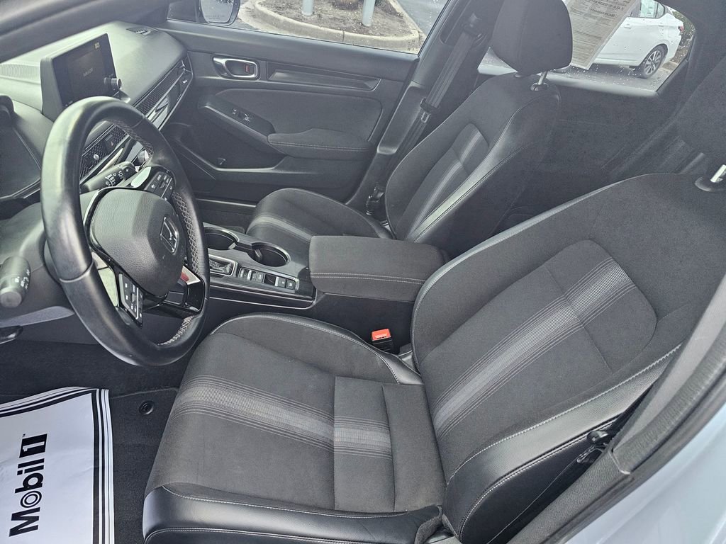 Used 2023 Honda Civic Sport image 15