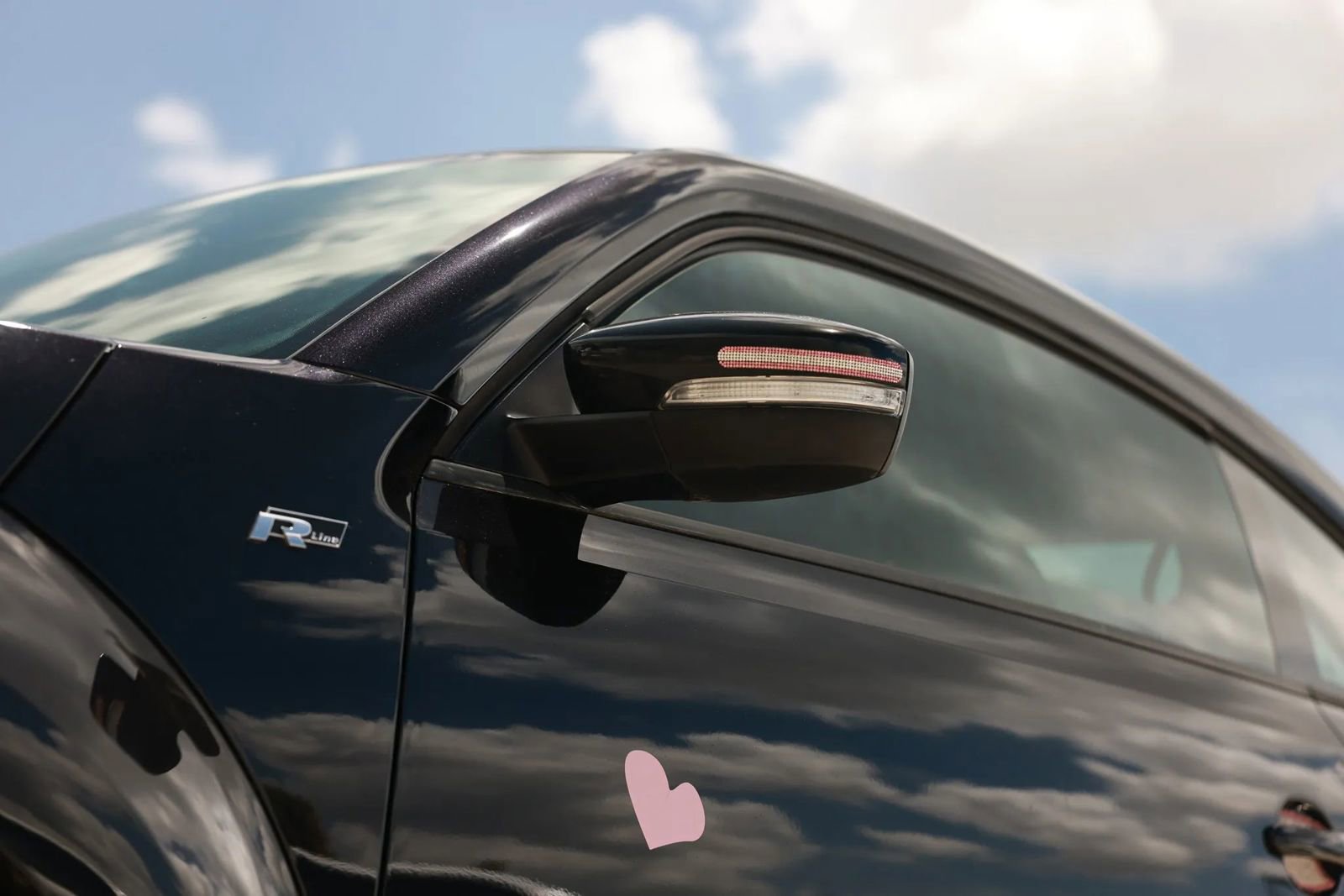 Used 2014 Volkswagen Beetle R-Line image 36