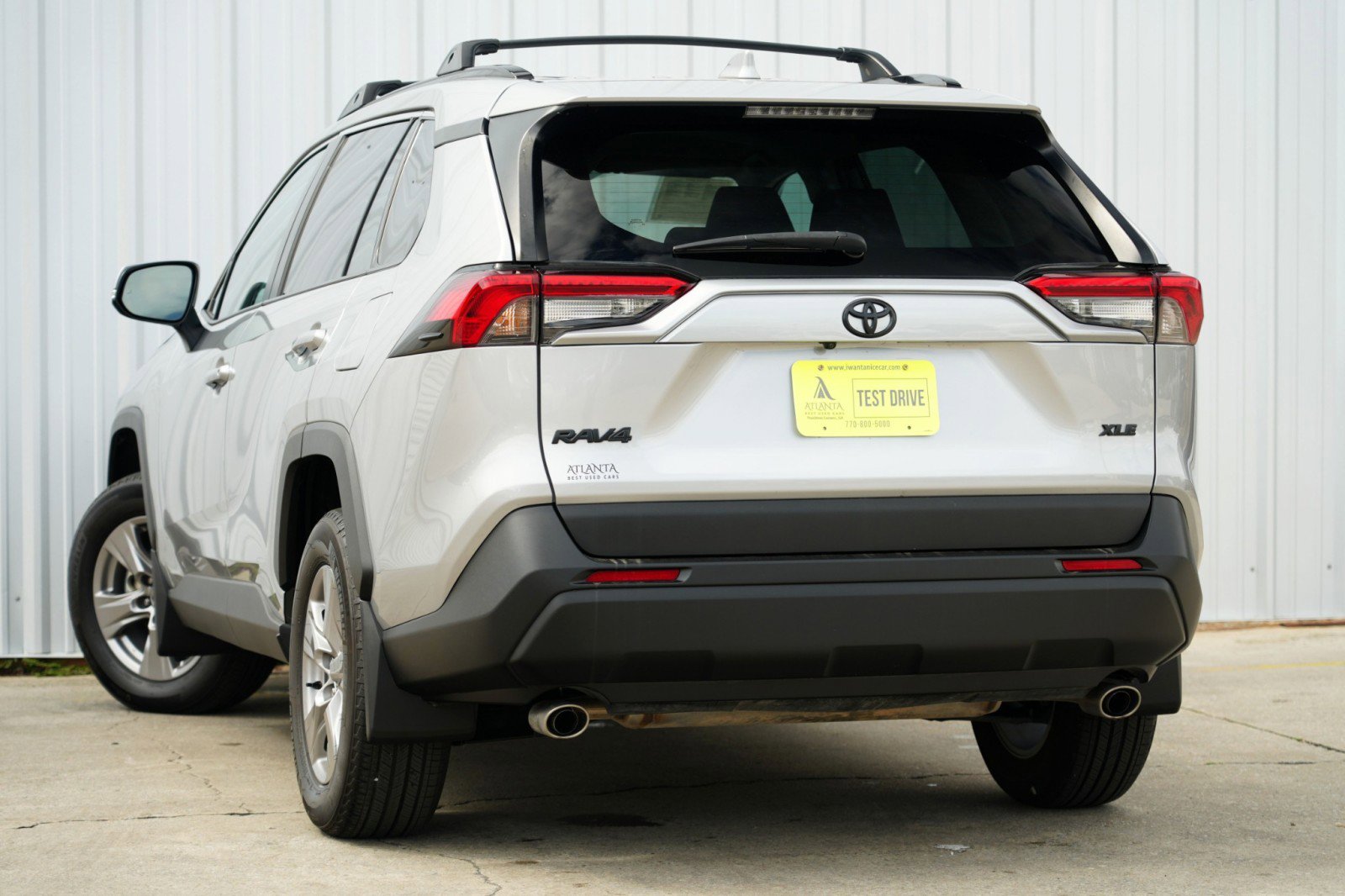 Used 2024 Toyota RAV4 XLE image 4