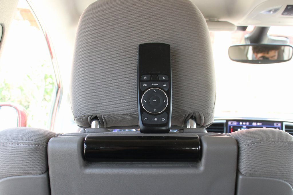 Used 2021 Chrysler Pacifica Touring w/ Uconnect Theater Family Group image 35