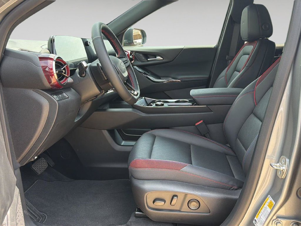 New 2026 Chevrolet Equinox RS w/ Convenience Package III FWD image 10