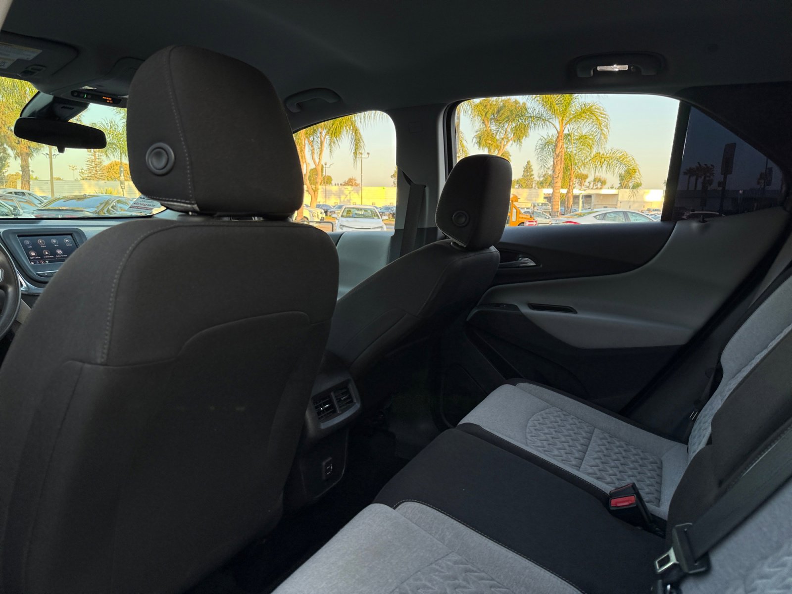 Used 2023 Chevrolet Equinox LS image 16