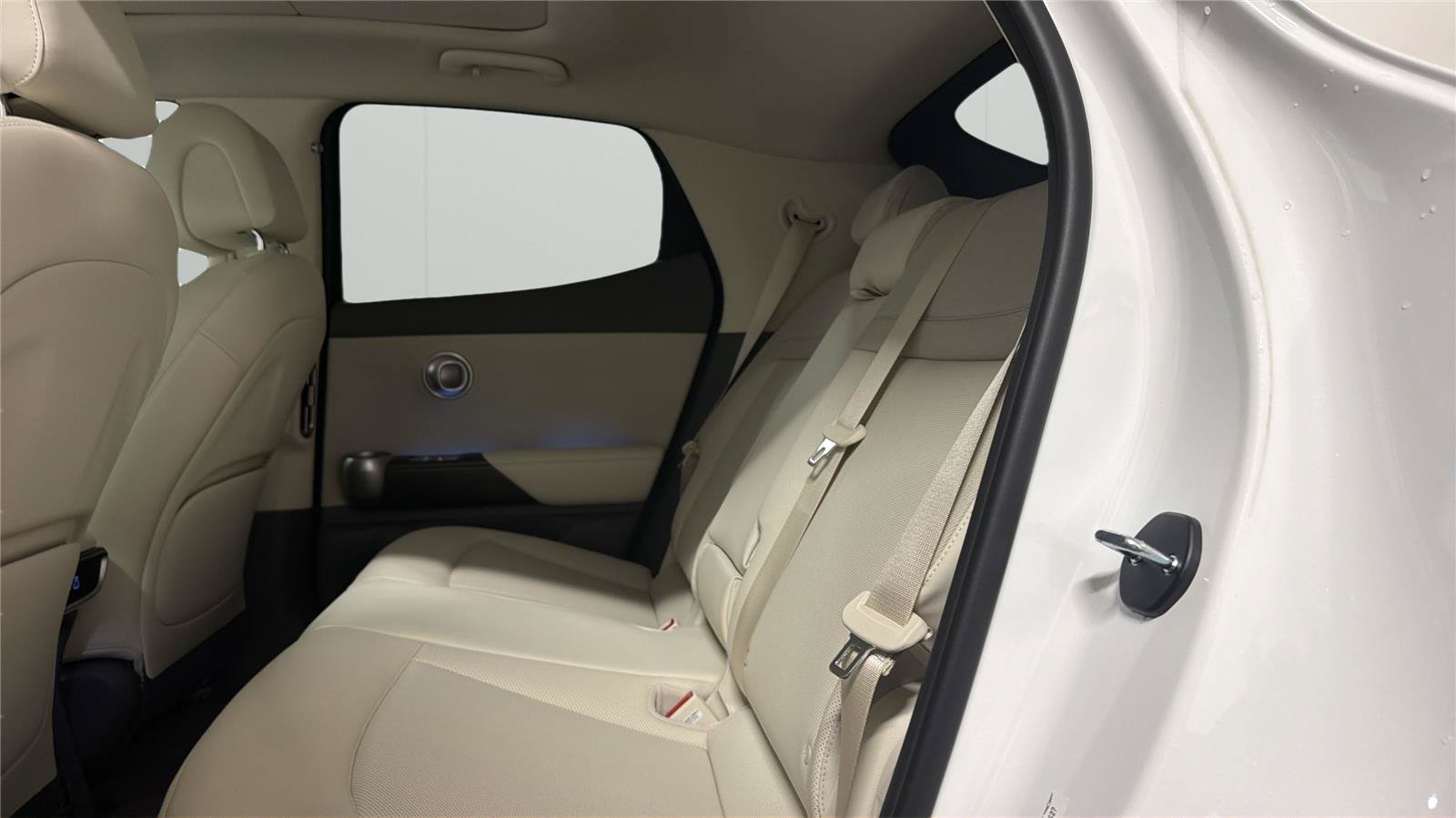 New 2026 Genesis GV60 RWD image 11